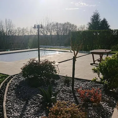 Sejour Authentique En Dordogne Avec Piscine Дом отдыха