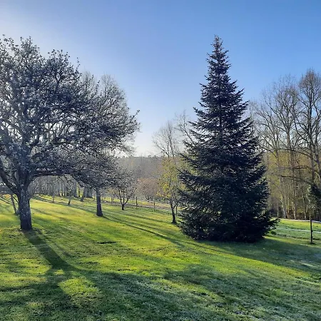 Дом отдыха Sejour Authentique En Dordogne Avec Piscine Saint-Georges-de-Monclard