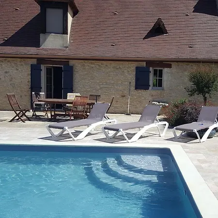 Sejour Authentique En Dordogne Avec Piscine *